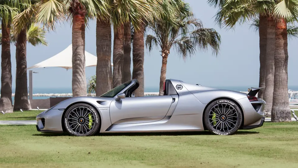 Porsche 918