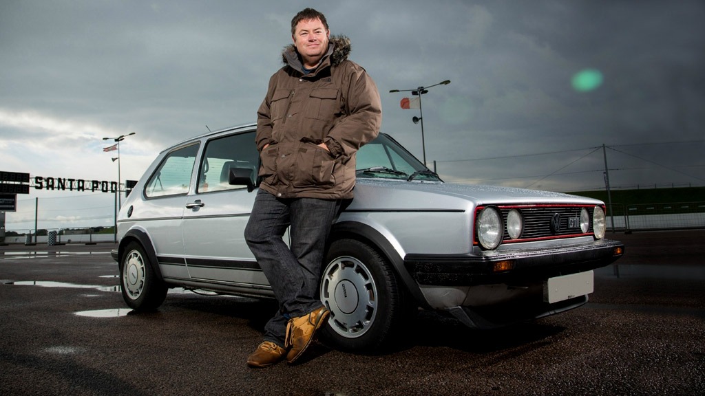 A photo of Mike Brewer.