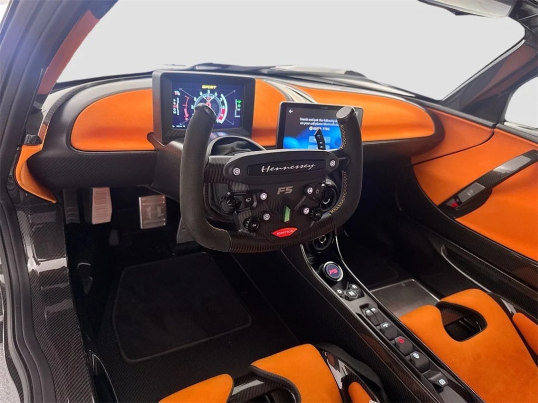 henessey interior