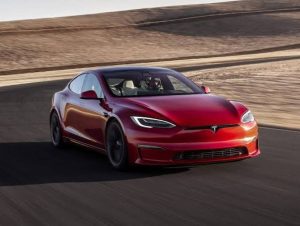 tesla plait on a racetrack